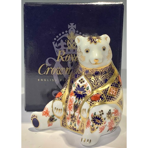 10 - A Royal Crown Derby paperweight, Old Imari Polar Bear, exclusive signature edition of 250 for Govier... 