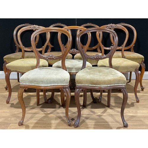 204 - A harlequin suite of nine Victorian dining chairs (9)