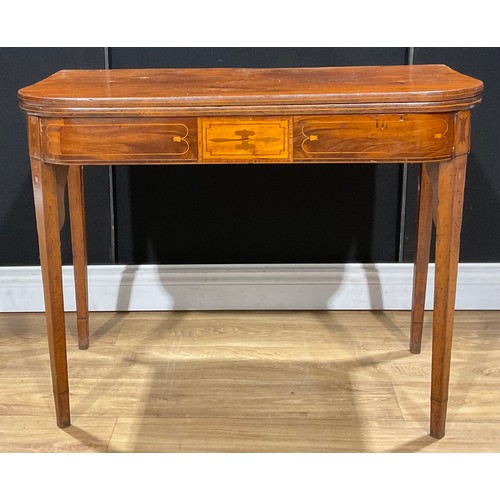 207 - A George III mahogany tea table, 74cm high, 95.5cm wide, 46.5cm deep