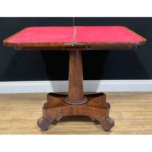 209 - A George/William IV mahogany card table, 73.5cm high, 91.5cm wide, 45.5cm deep, c.1830