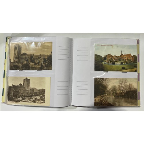 939 - Postcards - a collection of approx. 540 postcards, including topographical, scenic, churches, castle... 