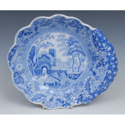 27 - An early 19th century pearlware willow pattern pickle dish, 15.5cm wide; another similar; a Spode pe... 