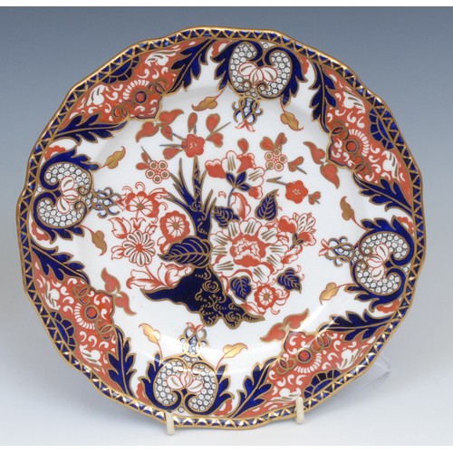 127 - A Royal Crown Derby 3696 Imari pattern shaped octagonal dish, 24cm wide, c.1892; other Royal Crown D... 