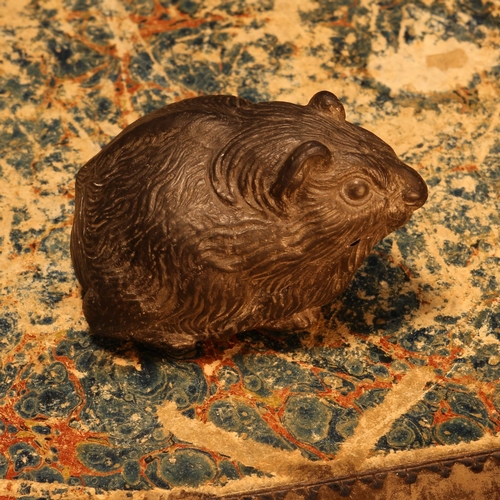 1254 - Alfred Lyndhurst Pocock (1882 - 1962), a terracotta cabinet sculpture, of a guinea pig, unsigned, 4.... 