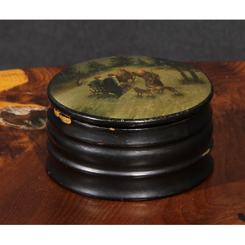 1194 - A Russian lacquer circular box and cover, decorated in polychrome with a sledge, 6.5cm diam, maker's... 