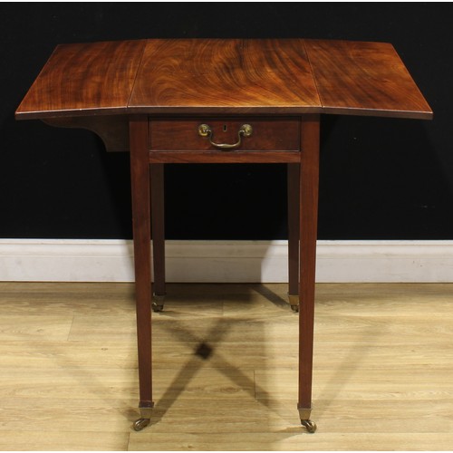 1636 - A George III mahogany Pembroke table, of small proportions, rectangular top with fall leaves above a... 