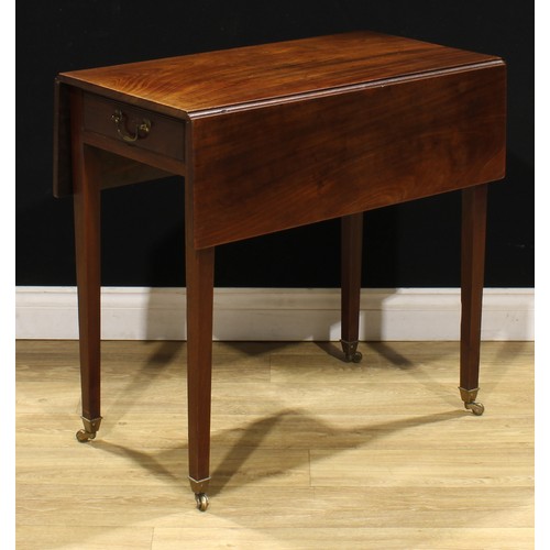 1636 - A George III mahogany Pembroke table, of small proportions, rectangular top with fall leaves above a... 