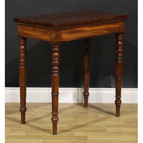 1619 - A 19th century mahogany centre table, of small proportions, rectangular top, turned legs, 76cm high,... 