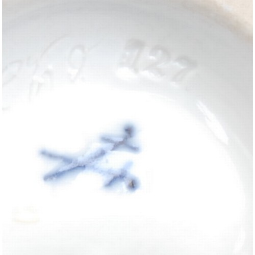 170 - A pair of Meissen figures, of a gardener and a flower lady, he with a spade and watering can, she wi... 