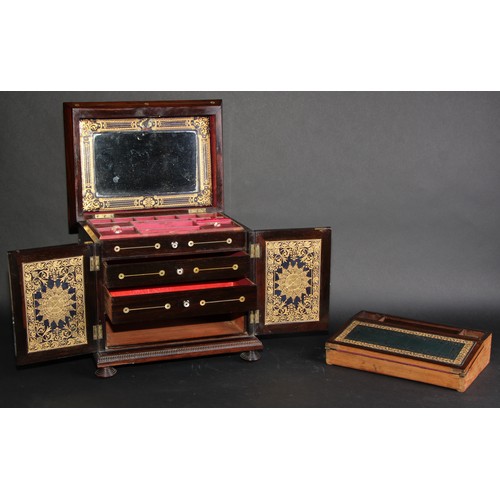 2141 - A William IV rosewood and mother-of-pearl marquetry table-top work cabinet, hinged top enclosing a c... 