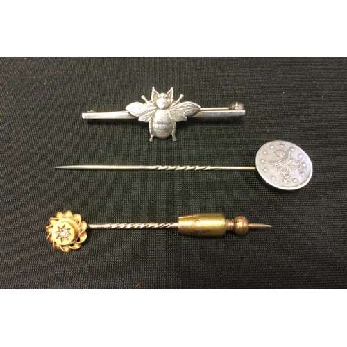 421 - A Victorian diamond set 15ct gold tie pin, stamped 15ct, spiralled shaft, 1.6g;  a Fattorini Bee bar... 