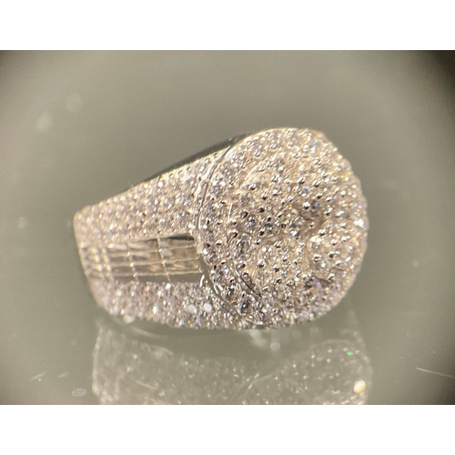 432 - A silver and Cubic Zirconia gentleman's dress ring