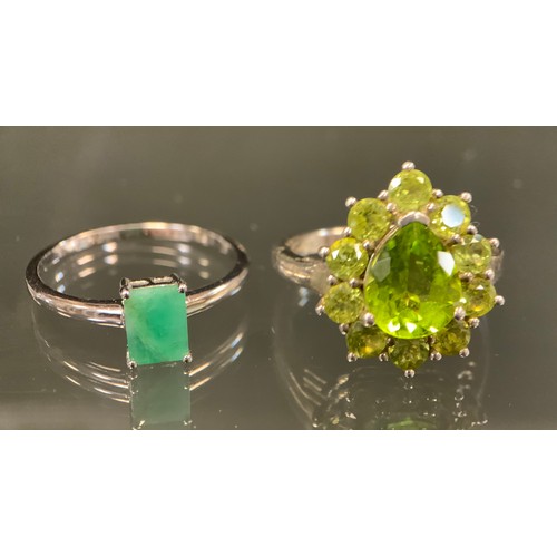 482 - A 925 silver peridot dress ring, others Citrine, Chrome Diopside, Emerald etc, part marked TGGC 925,... 