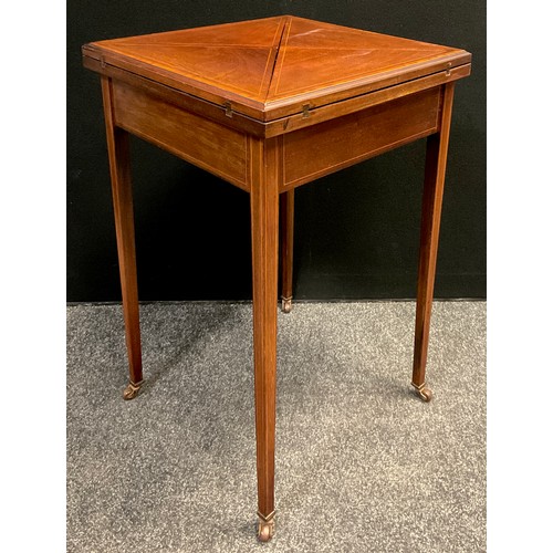 78 - An Edwardian Sheraton Revival mahogany envelope card table, c.1905