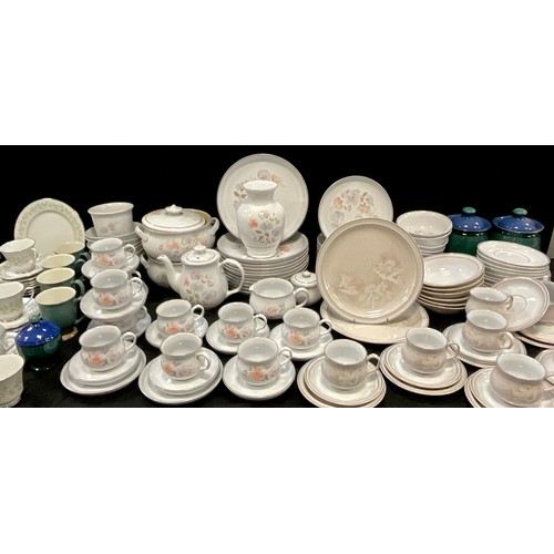 231 - A comprehensive Denby Encore pattern dinner and tea service comprising dinner plates, side plates, b... 