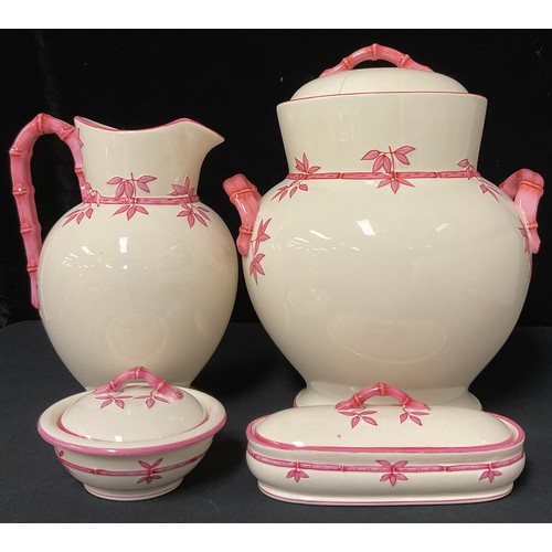 689 - A late 19th/early 20th century Staffordshire wash jug, water pail and cover, soap dish and toothbrus... 