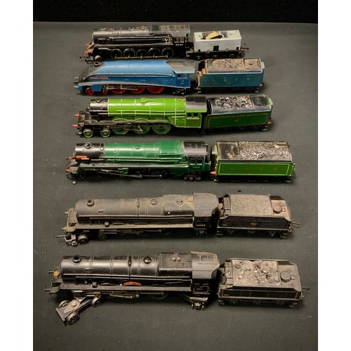 177 - Toys - Tri-ang Hornby OO gauge locomotives and tenders, inc LNER Sir Nigel Gresley, Princess Victori... 