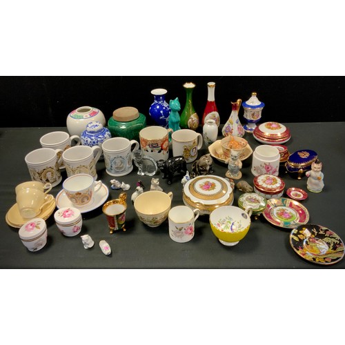 148 - Ceramics - Royal Worcester 'Marissa' pattern trinkets including lidded pot, Beatrix Potter 'Tabitha ... 