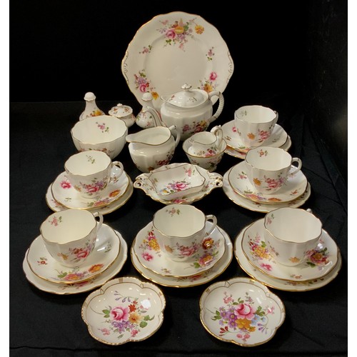 219 - A Royal Crown Derby Posies pattern tea set, for six inc small tea pot,  cream and Milk jugs, sugar b... 