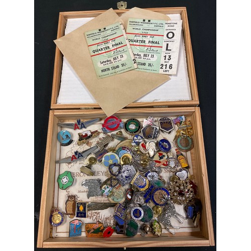 423 - Badges - automobilia etc inc 1949 Butlins Filey, Skegness 1948 & 1951,  Leyland, Albion, Foden, Eldd... 