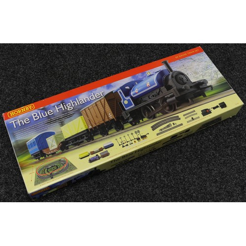 227 - A Hornby OO Gauge R.1101 The Blue Highlander train set, comprising Caledonian 0-4-0ST locomotive, va... 