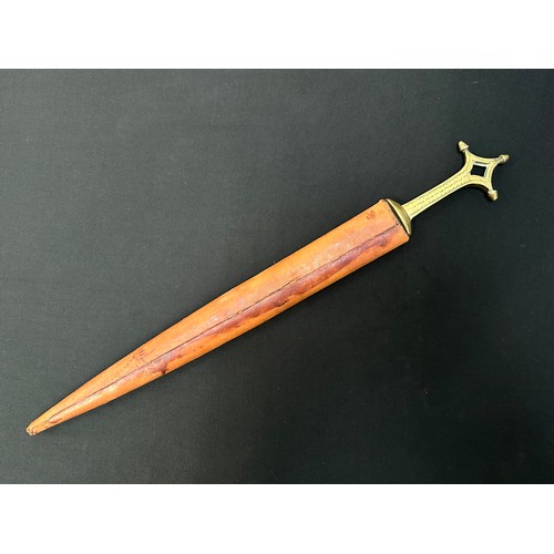 2060 - Dagger with double edged blade with punch mark decoration, 364mm in length. Cast brass grip. Overall... 