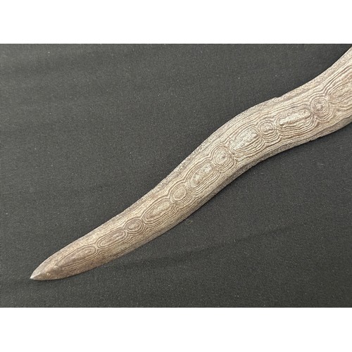 2070 - Javanese Kris Dagger with 370mm long blade. Wooden grip in the form of a stylised Bird. Overall leng... 