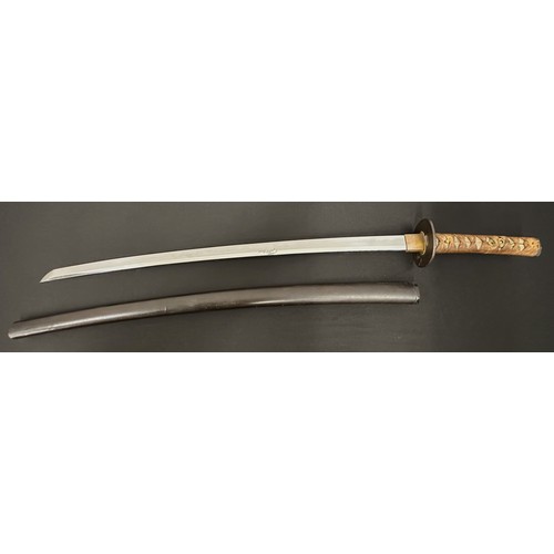 2083 - Japanese Katana Sword with single edged blade 715mm in length with good Hamon line to the cutting ed... 