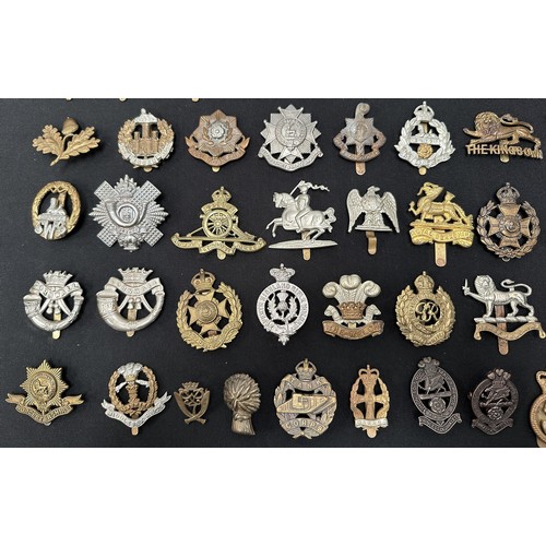 2113 - British Army Cap badge collection WW1/ WW2.