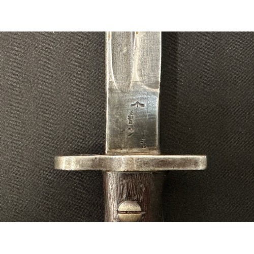 2119 - WW1 British 1907 Pattern Bayonet with single edged fullered blade 430mm in length. Maker marked and ... 