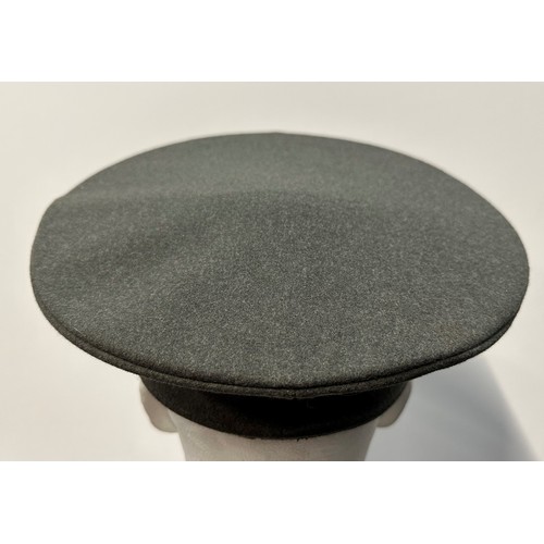 2177 - WW2 United States Marine Corps Enlisted Man's Visor Cap in Forest Green Wool. Complete with USMC cap... 