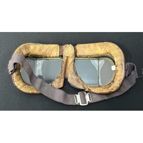 2190 - WW2 RAF MKVIII Flying Goggles.