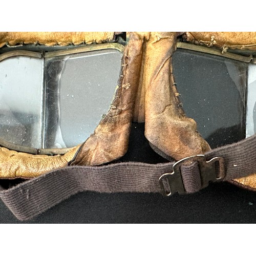 2190 - WW2 RAF MKVIII Flying Goggles.