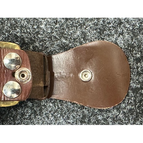 2194 - WW2 US Army Enlisted Man's Garrison Belt in brown leather. Removeable brass buckle. No markings or d... 