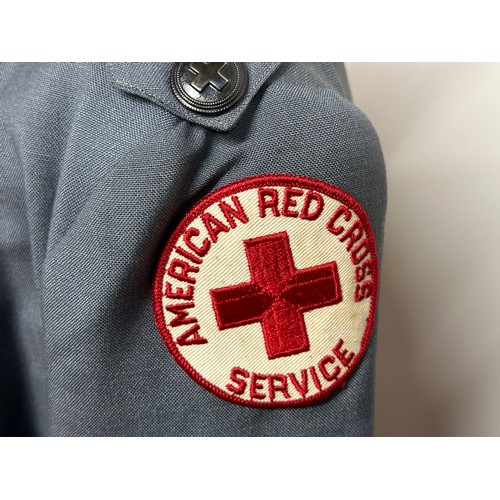 2225 - WW2 US American Red Cross jacket complete with all insignia, skirt and cap with enamel cap badge, li... 