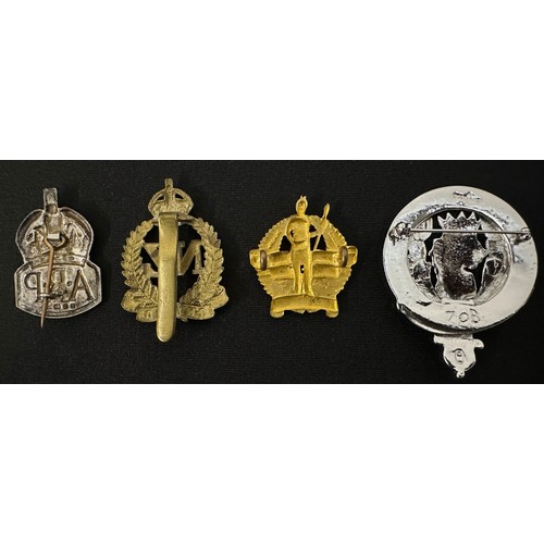 2226 - WW2 British & Commonwealth badges to include ARP Hallmarked Silver lapel badge, New Zealand Forces c... 