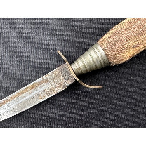 2284 - German Hunting Knife with single edged fullered blade 90mm in length. Maker marked 