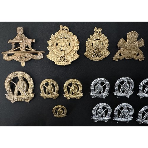 2289 - South African Army Cap Badges and Collar Dogs. WW2 era to current issue.