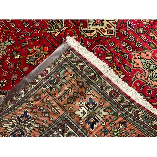 70 - A North West Persian Tabriz Carpet, 300cm x 205cm.