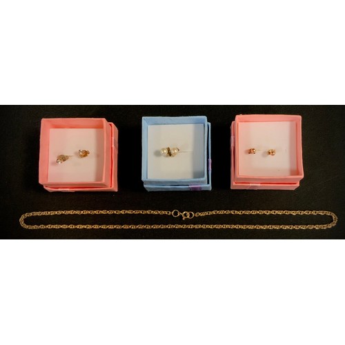 404 - A pair of diamond stud earrings, approx 0.08ct, 9ct gold mounts;  9ct gold necklace;  pair of cultur... 