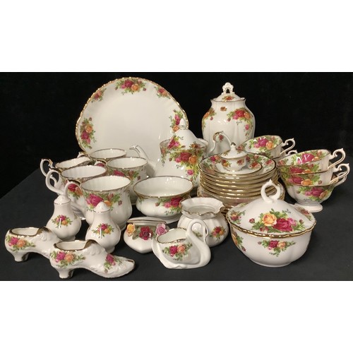 98 - A Royal Albert Old Country Roses pattern teapot, six teacups, saucers and tea plates, sandwich plate... 