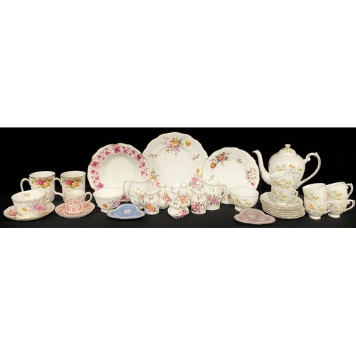 158 - A Roslyn China Orange Grove pattern coffee set, comprising coffee pot, six cups and saucers, cream j... 