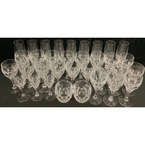 171 - A set of cut glass wine glasses; others; Champagne flutes; whisky tumblers; qty