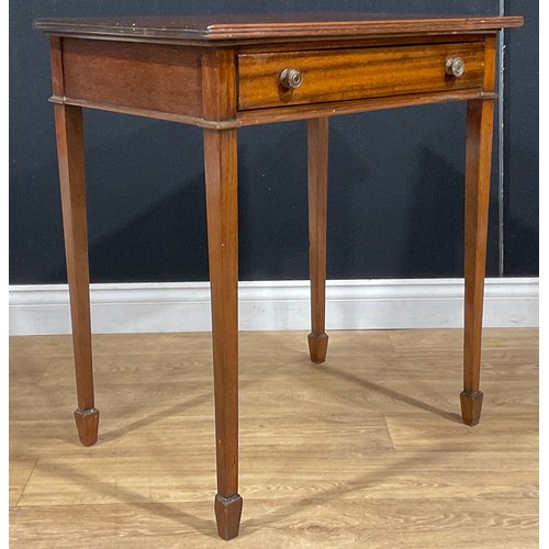 208 - An early 20th century side table, 76.5cm high, 70.5cm wide, 49cm deep, c.1910