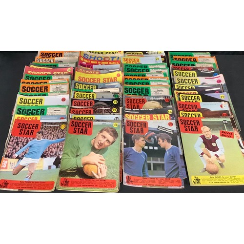 399 - A quantity of Soccer Star magazines, 1965-1968 (approx 115)