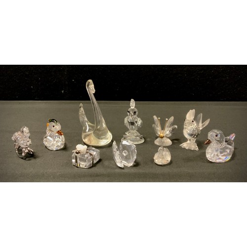 399 - Swarovski Crystal  and similar models - birds and other figures including Parrot, Mandarin Duck, Chi... 