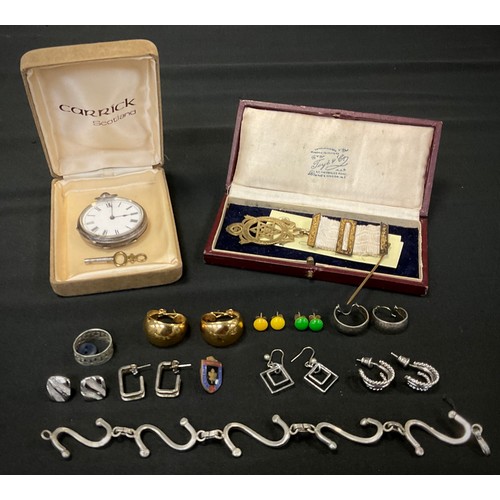 419 - Jewellery & Watches - A silver cased open face pocket watch,  Birmingham 1886;  silver gilt Royal Ar... 