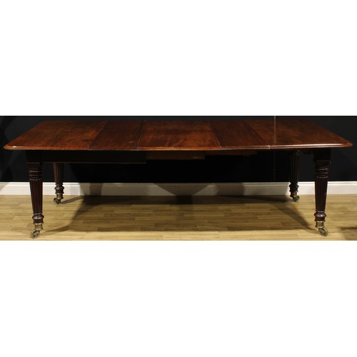 1246 - A 19th century mahogany extending dining table, in the manner of Gillows of Lancaster and London, ro... 