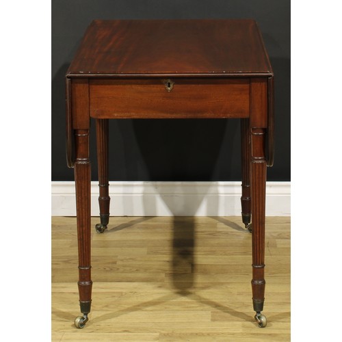 1250 - A 19th century mahogany Pembroke table, in the manner of Gillows of Lancaster and London, rounded re... 