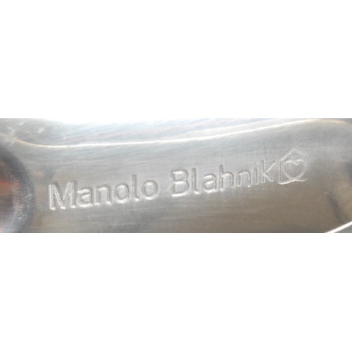 1851 - A Manolo Blahnik for Habitat, Very Important Product cast aluminium stylised shoehorn, as an elongat... 